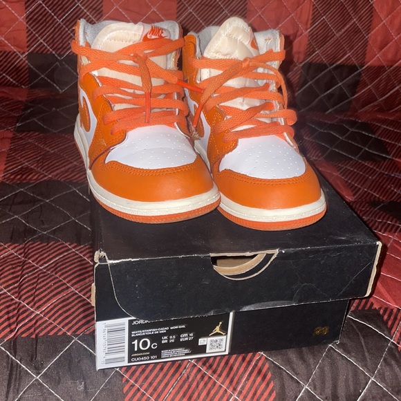 NICE FALL BUNDLE . TODDLER COAT AND JORDAN 1’s. - Picture 9 of 10